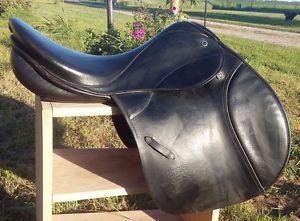 17.5" Med Stubben Roxane VSS all purpose - jumping English saddle black