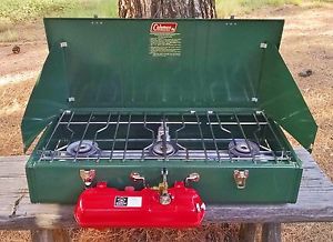 Coleman Three Burner Camp Stove~426E499~Excellent Condition in Original Box 426