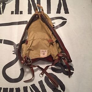 Vintage ALP APLINE DESIGNS Heavy Duty Leather Backpack Day Pack RARE!