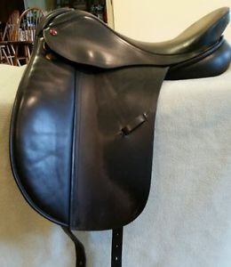 Albion dressage saddle