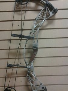 Hoyt Defiant 30 Bow