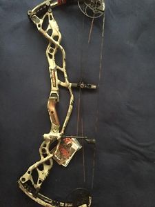 2016 Hoyt Carbon Defiant 34