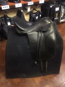 Dover Circuit Dressage Saddle- 17.5