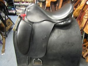 Toulouse Aachen Pro Dressage saddle Genesis adjustable tree 18" seat