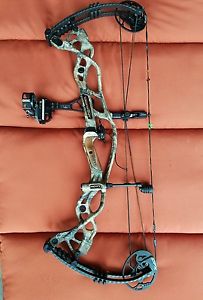 Hoyt Carbon Defiant Compound Bow