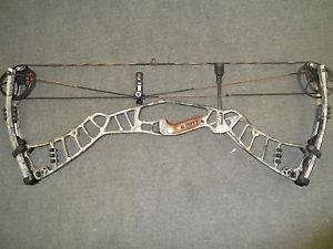 2015 HOYT NITRUM 34 #2 cam RH 29" draw 55-65lbs