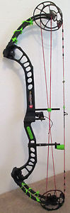 2015 PSE DECREE  HD 25.5" - 31.5"  RH  50# - 60# Black with Ripcord Arrow Rest