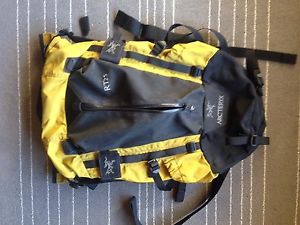 Arcteryx RT25 Backpack Climbing Pack Rare Hiking Arc'teryx Rolltop Drybag Dry