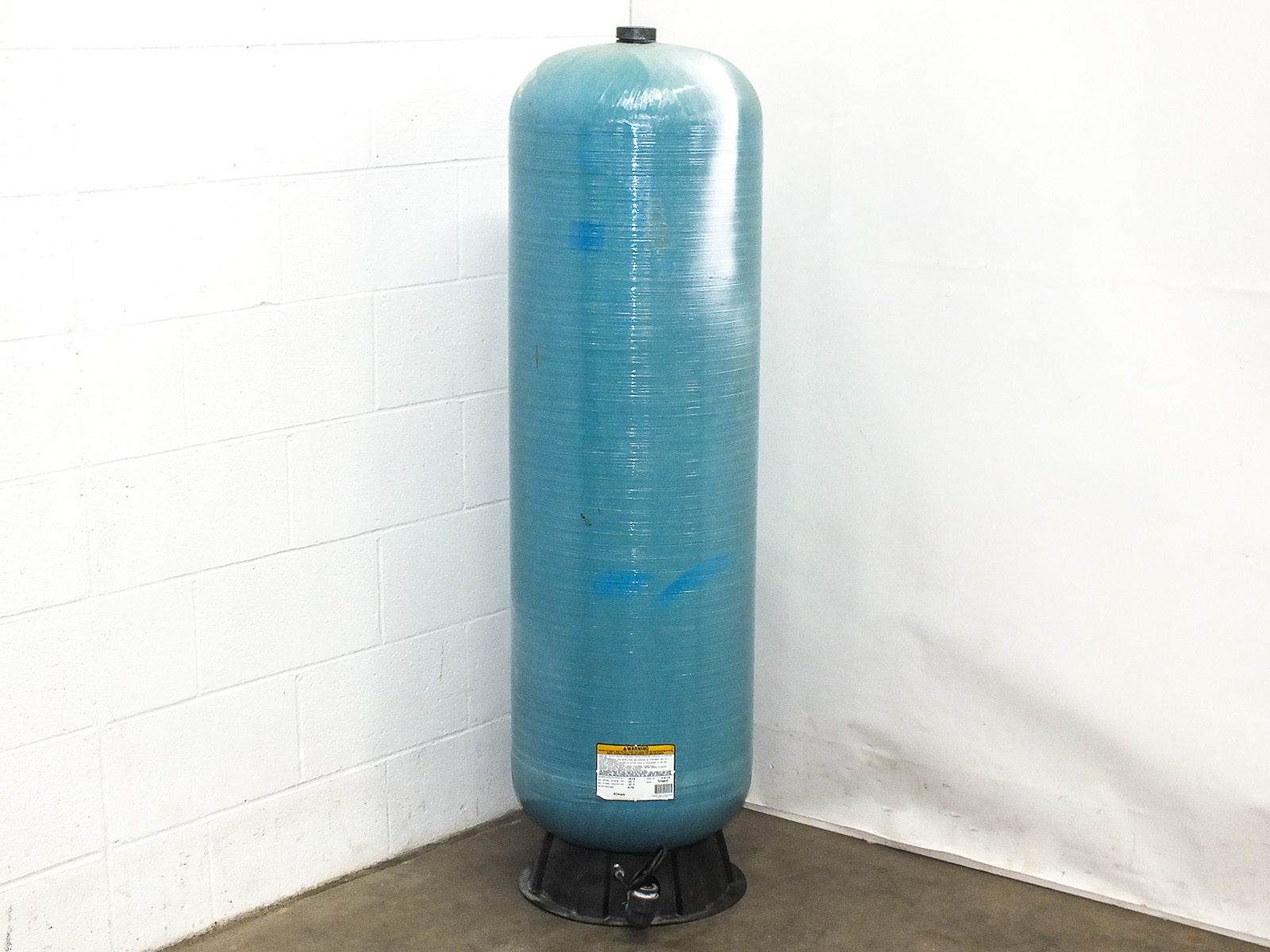 Pentair ROmate High Performance 40 Gallon Fiberglass Storage Tank (RO40)