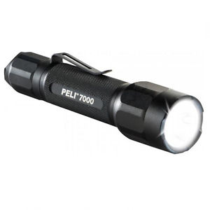 LAMPE TYPE 7060 PELI - 368 LUMENS SURVIE OUTDOOR