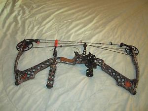 QUIET & FAST  Mathews Z7 Magnum Compound Bow LOADED 60 lb 30" draw RH >XTR LIMBS