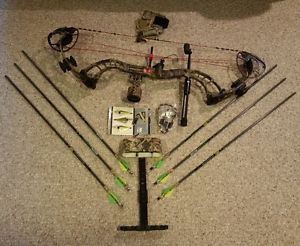 2015 CAMO PSE Decree IC 50-60lbs w/lots of extras!!!