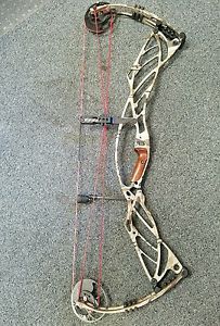 Hoyt defiant 34