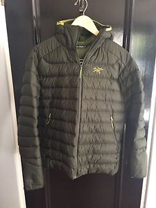 Arc'teryx Cerium LT Hoody Anaconda Medium NWOT