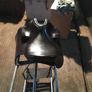 21 Inch Whitman Crabtree Saddle. Adjustable Bars and fittings Included.