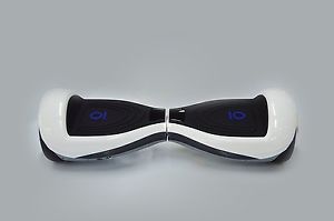 SURFUS 6.5inch Electric Hover Board Skateboard - white 4WRD-SMART-F