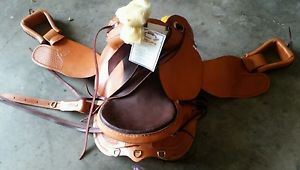 The Colorado Saddlery 300-5341 L and R Trail Saddle, 15-Inch