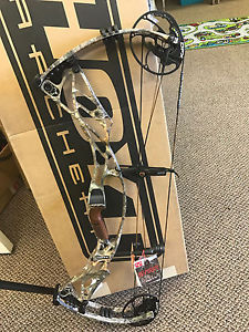 2016 Hoyt Defiant Xtra Camo 65/29