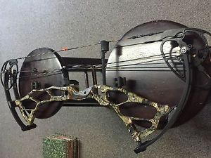 2016 Bowtech BTX 31"/ RH/ 70!!