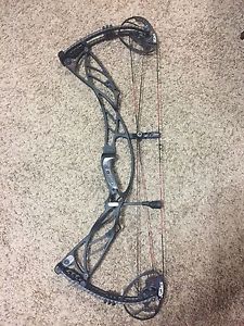 2016 Hoyt Defiant Turbo With Extras