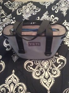 Yeti Hopper 20 Soft side Cooler Bag