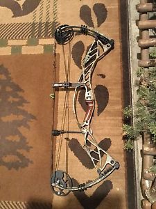 Hoyt Defiant Compound Bow