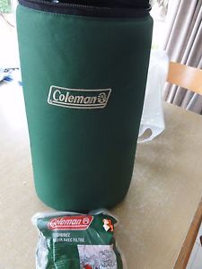 COLEMAN NORTHSTAR 2000A DUAL FUEL LANTERN WITH PADDED BAG BRAND NEW