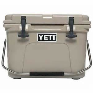 YETI Roadie Cooler (Tan)