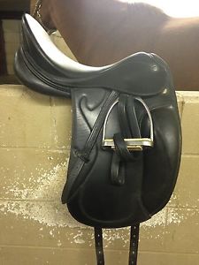 Prestige Optimax Saddle 17in