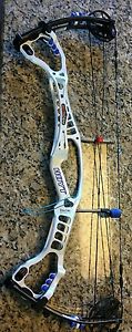 2014 Hoyt Pro Edge Elite bow RH 50-60# 29 inch draw length