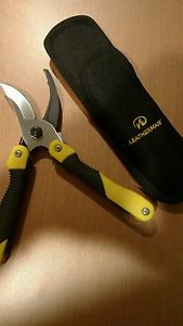 Leatherman Hybrid Gardening Multitool with Nylon sheath