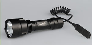 Torcia da caccia Potentissima 1300 Lumen Trustfire T6 + tasto remot per  fucile