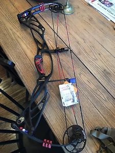 Hoyt Defiant 34 Special USA Edition RH 60# 27-29"