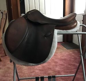 16" Pessoa Saddle