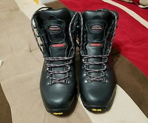 Zamberlan Vioz GTX  - Men's  Backpacking Boot. Size:US 8  Reg: $ 295.99