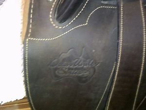 DOWN UNDER SERIES AUSTRALIAN LONGREACH ENDURANCE SADDLE & GIRTH &  PARELLI PAD