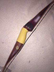 Bear Kodiak  New for  Recurve Bow RIGHT Hand  40# Satin Model Maple/Rosewood