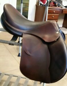 Devoucoux Oldara  Dark Brown 17.5" English Equestrian Saddle '11