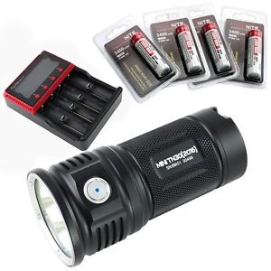 ThruNite Mini TN30 XPL 3660 Lumen Kaltweiß + Ladegerät + 4 Akkus 18650