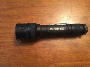 Surefire V2 Vampire Dual-Spectrum LED Flashlight - Mint