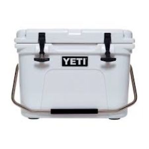 YETI Roadie 20 Polyethylene Cooler 20.8 qt. Tan