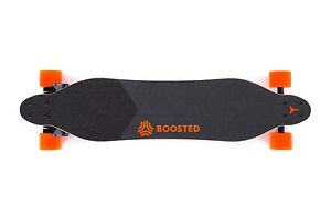 Boosted Board Dual Plus + charger, remote +board NEW skateboard V2