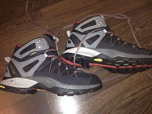 Zamberlan 230 SH Crosser Plus GTX size 9 US EUR 43 WNS 11