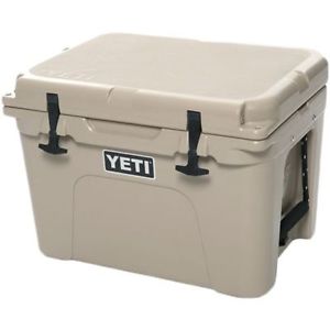 YETI TUNDRA 35 QUART COOLER TAN BRAND NEW! FAST, FREE SHIPPING!