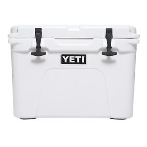 YETI TUNDRA 35 QUART COOLER WHITE BRAND NEW! FAST, FREE SHIPPING!