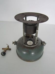 Vintage / Antique WWII 1944 Coleman Model 521 Military sterilizer campstove