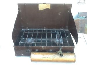 RARE early 1930's 3F Coleman stove in very good original condition