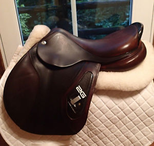 17" CWD 2G Saddle - 2012 - 2L Flaps - 4.5" dot to dot