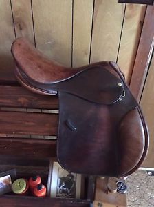 17" Tad Coffin A5 Saddle 1997 Model Hunters Jumping English Wide Tree
