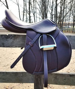 Toulouse Genesis Hunter Saddle 17.5